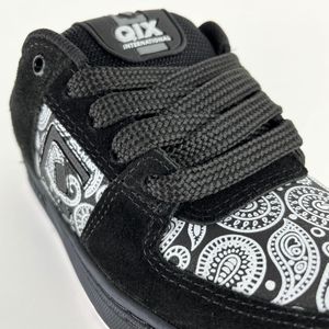 Tênis Qix 90's OG Preto e Branco